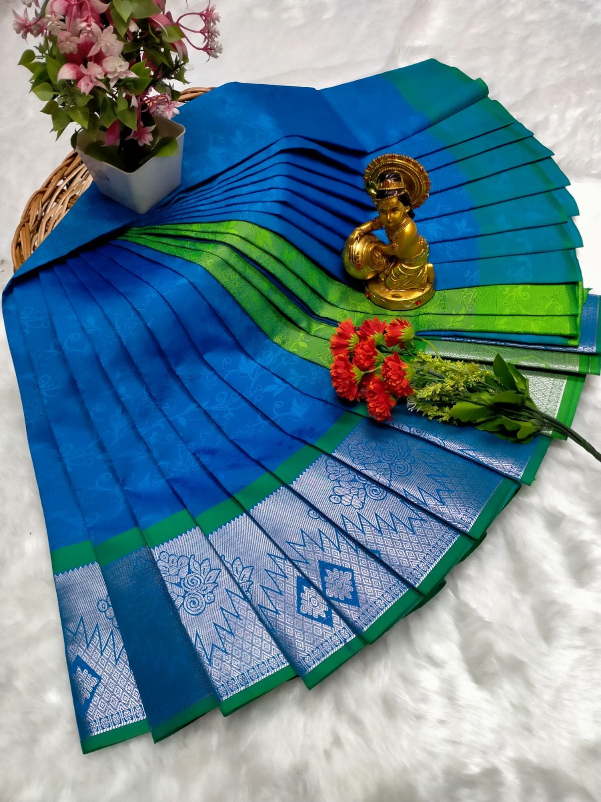 Poonthamil Sarees ( 3D Embossed Saree )