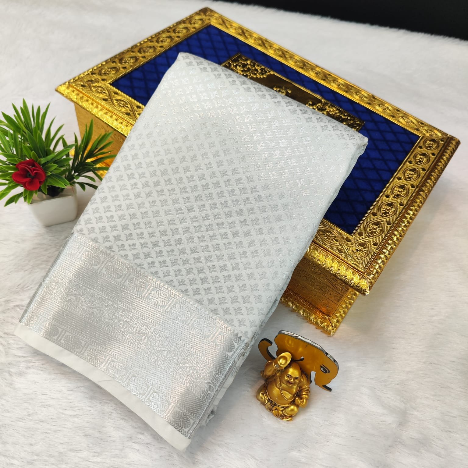 Brocade sarees (BRIDAL  SAREE COLLECTIONS )