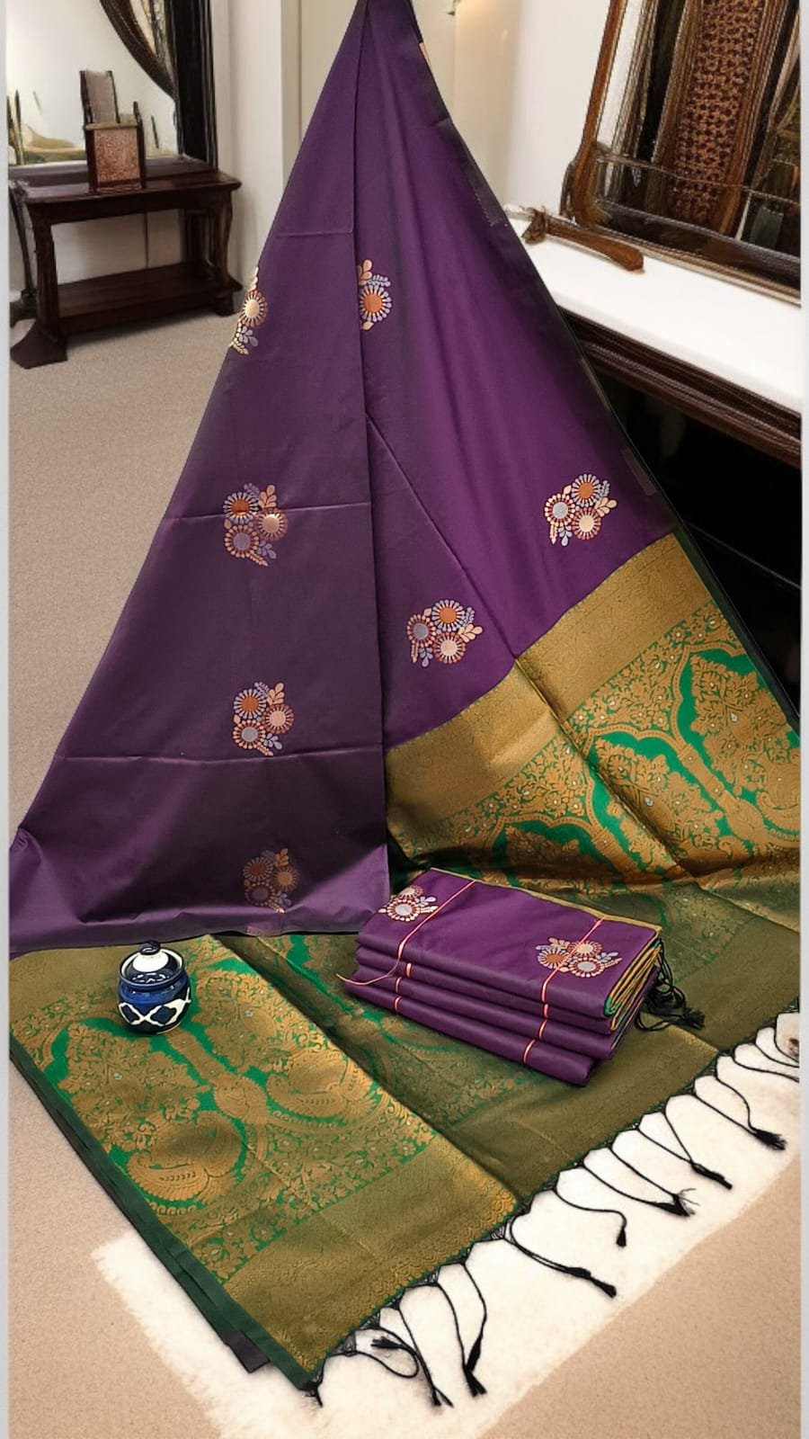 Exclusive Kanchipuram Silk Sarees (Meena work contrast blouse)